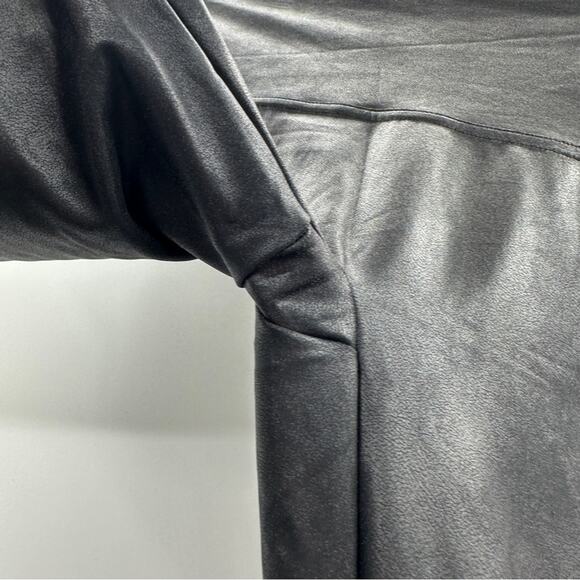 Spanx Faux Leather Mid Rise Moto Leggings in Very Black Size M - Picture 7 of 13